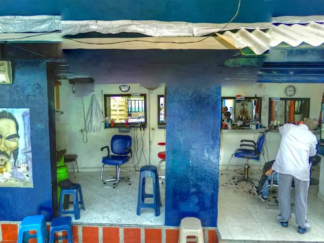 Western-style saloon transforms Wild West experience into an exciting slot machine escapade